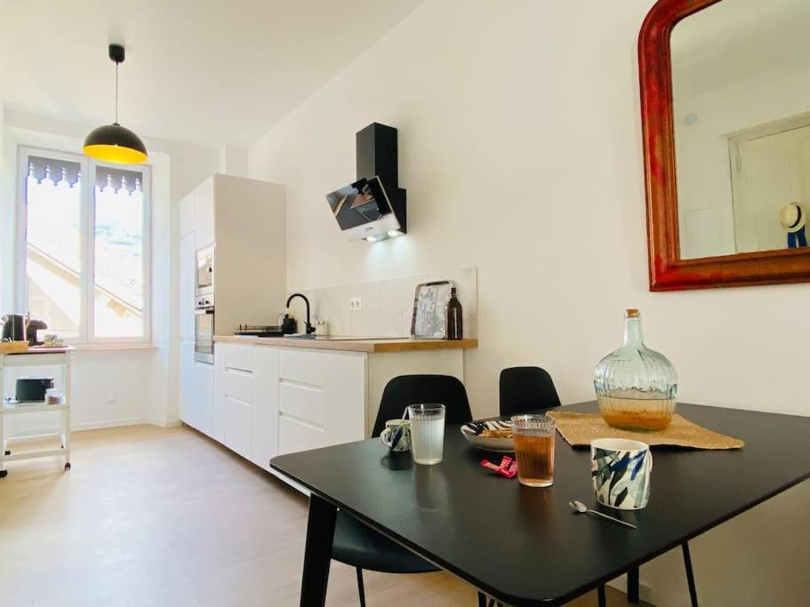 Le Condorcet. Charme Et Confort A Championnet Grenoble Exterior photo